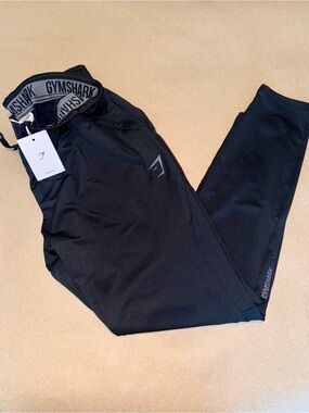Gymshark Training Joggers – Black – NWT